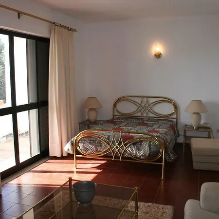 Monte Dos Netos בית נופש